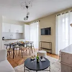 1#Two Bedrooms#Champs Elysées#Arc de Triomphe#AC